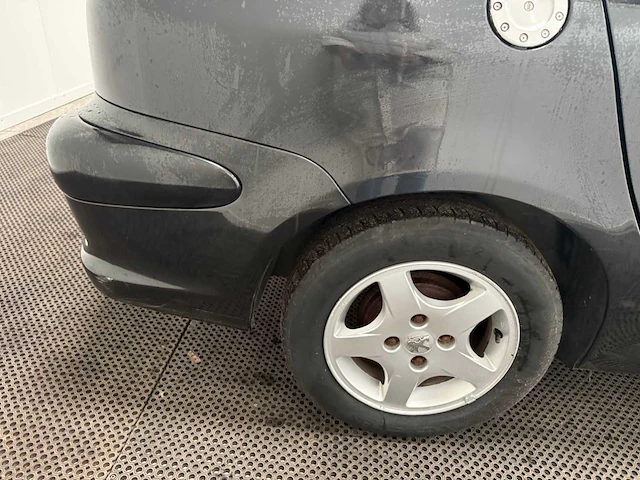 Peugeot - 206 sw - personenauto - 2006 - afbeelding 19 van  28