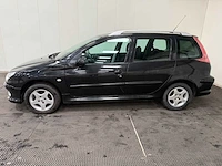 Peugeot - 206 sw - personenauto - 2006 - afbeelding 24 van  28