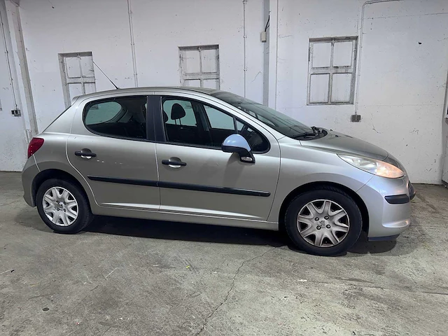Peugeot - 207 - 1.4-16v xr - 91-tg-pv - afbeelding 14 van  17