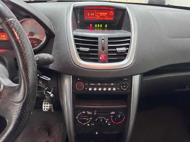 Peugeot - 207 - 1.4-16v xs - car - afbeelding 2 van  15