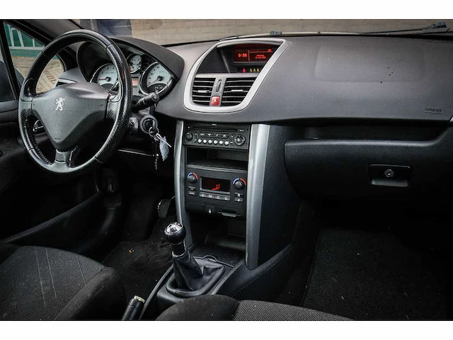 Peugeot - 207 - 1.4-16v xs pack 44-th-fv - afbeelding 3 van  17