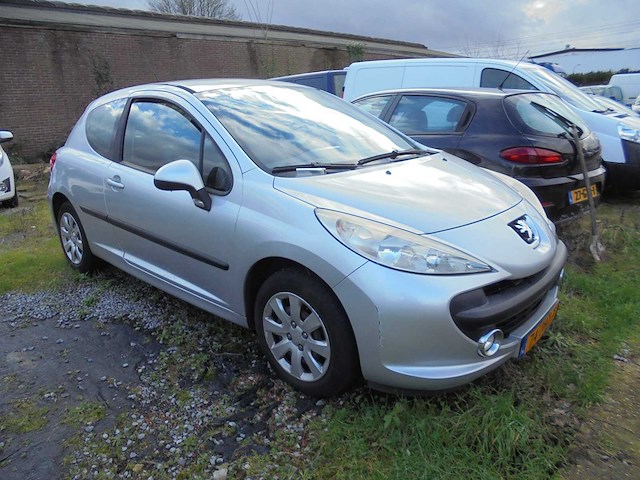Peugeot - 207 - 1.4 vti look - 74-jht-7 - 2009 - afbeelding 2 van  9