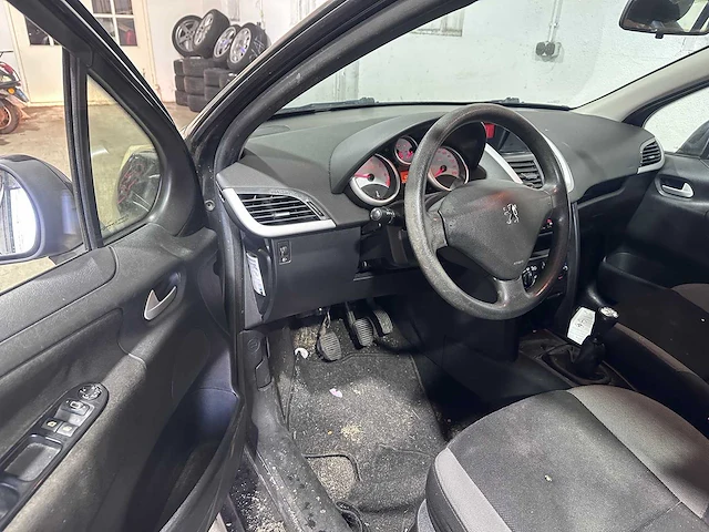 Peugeot - 207 - 1.4 xr - 43-ltv-9 - afbeelding 19 van  20