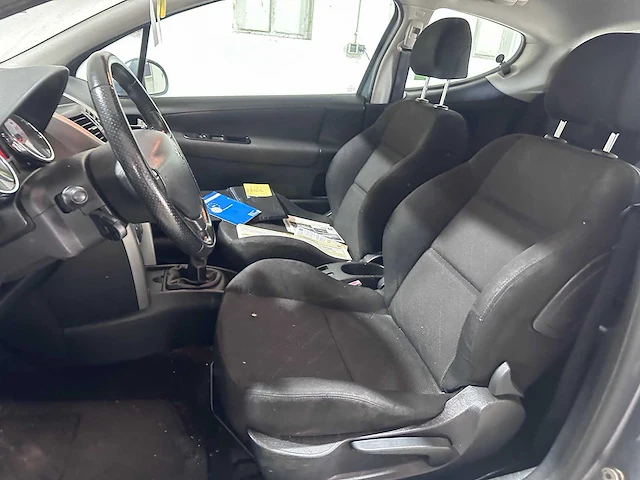 Peugeot - 207 - 1.6 vti xs - jf-015-d - afbeelding 7 van  19