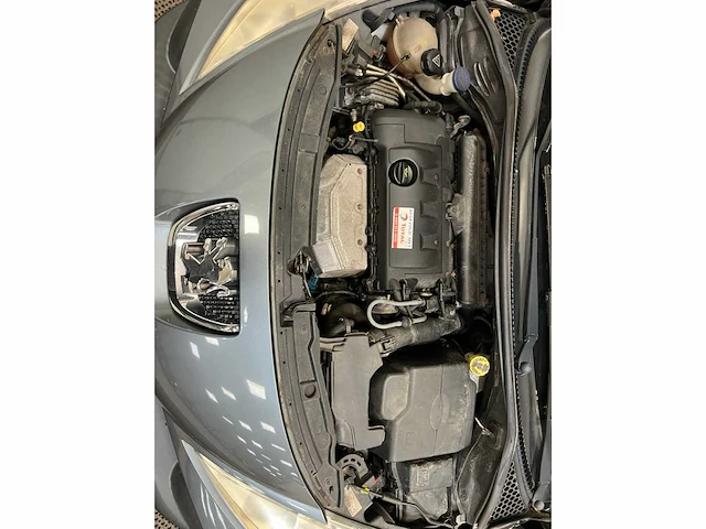 Peugeot - 207 - personenauto - 2009 - afbeelding 15 van  27