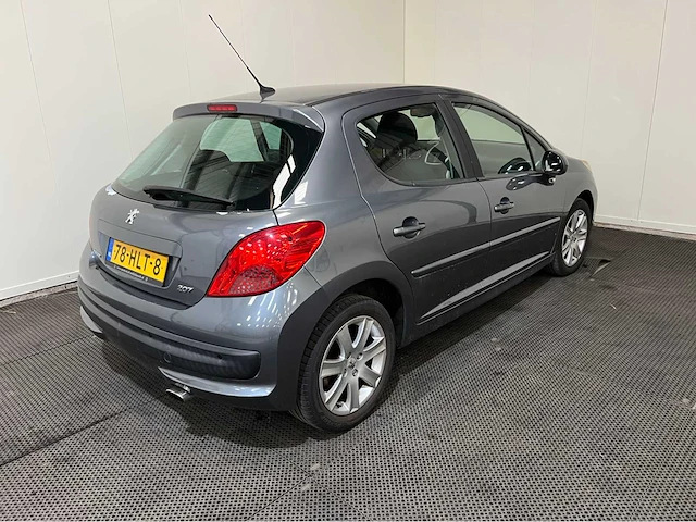 Peugeot - 207 - personenauto - 2009 - afbeelding 23 van  27