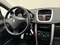 Peugeot - 207 - personenauto - 2011 - afbeelding 3 van  23
