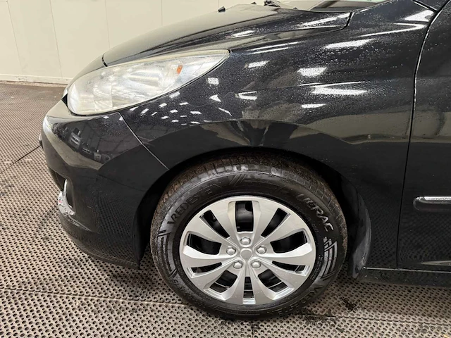 Peugeot - 207 - personenauto - 2011 - afbeelding 11 van  23