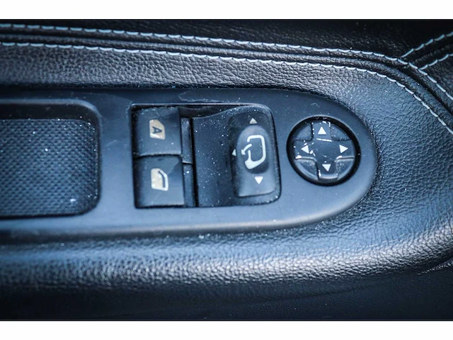 Peugeot - 207 cc - 1.6 thp roland g. - personenauto 4xvx16 - afbeelding 11 van  26