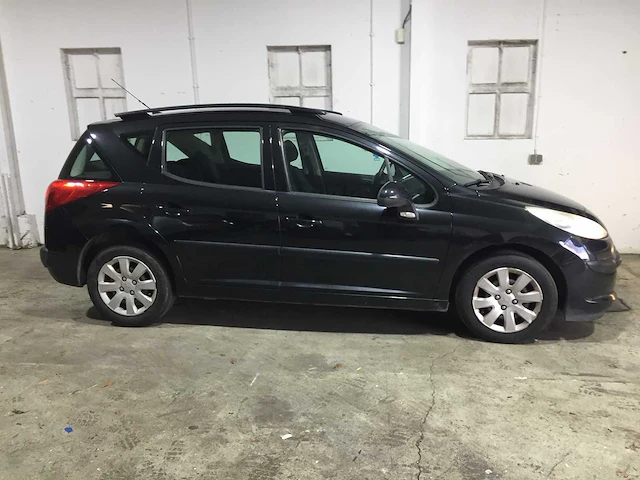 Peugeot - 207 sw - 1.4 vti x-line - 79-zk-xn - afbeelding 18 van  21