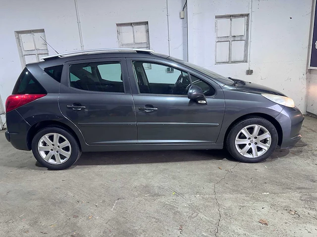 Peugeot - 207 sw - 1.4 vti xs - 15-jbx-7 - afbeelding 17 van  20