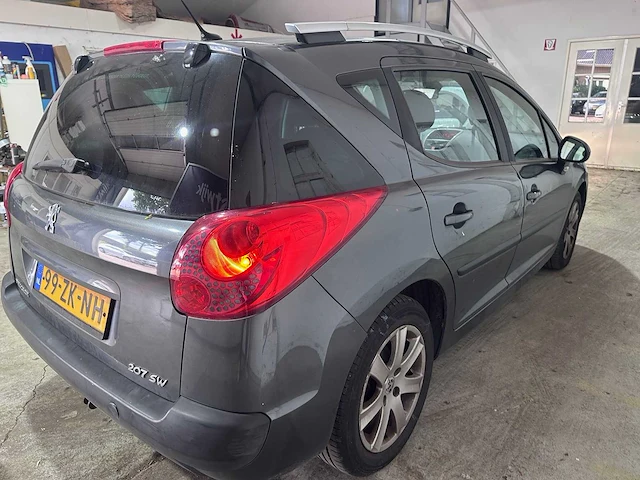 Peugeot - 207 sw - 1.6 vti xs - 99-zk-nh - afbeelding 18 van  22