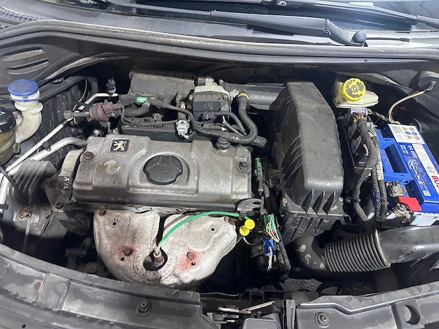Peugeot - 207 sw- 1.4 x-line - 90-xz-xj - afbeelding 19 van  19