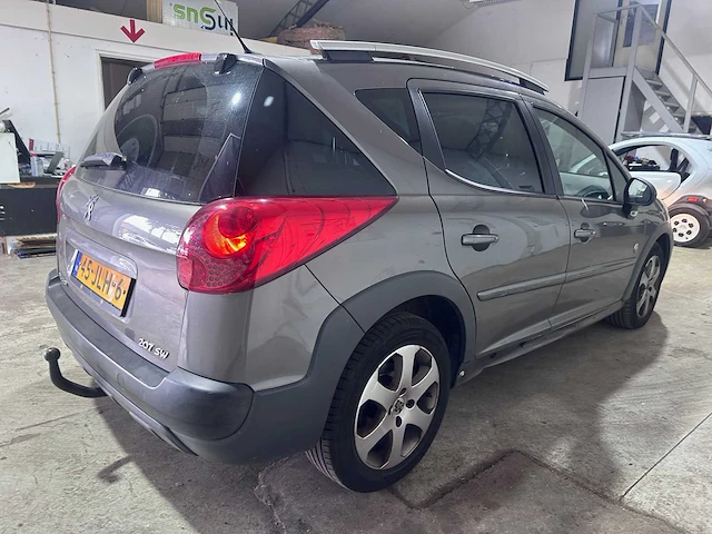 Peugeot - 207 sw outdoor - 1.6 vti sublime - 45-jlh-6 - afbeelding 18 van  22