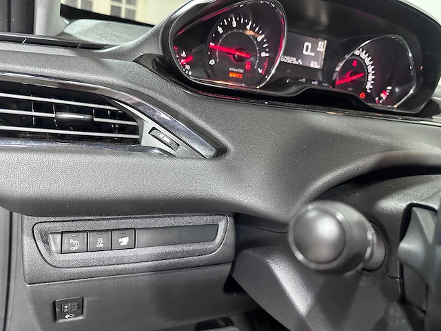 Peugeot - 208 - 1.2 e-vti blue lease automaat- gh-799-d - afbeelding 5 van  21