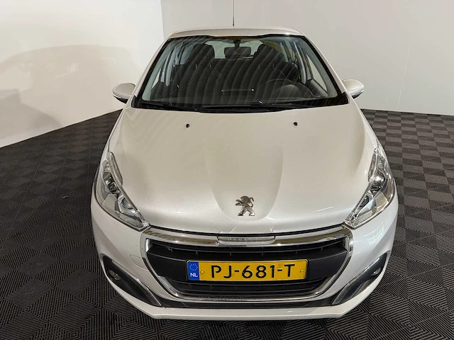 Peugeot - 208 - 1.2 puret. blue lion, pj-681-t - afbeelding 5 van  13
