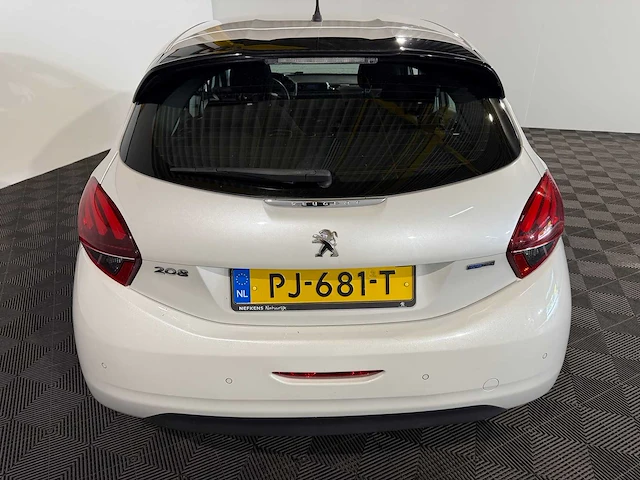 Peugeot - 208 - 1.2 puret. blue lion, pj-681-t - afbeelding 7 van  13