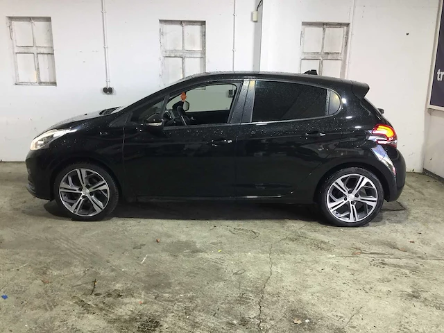 Peugeot - 208 - 1.2 puretech active - kr-948-s - afbeelding 12 van  21