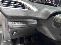 Peugeot - 208 - 1.2 puretech allure - nz-425-b - afbeelding 5 van  23