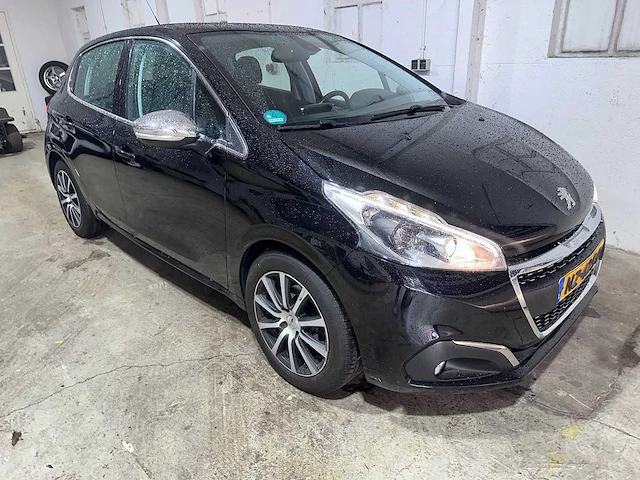 Peugeot - 208 - 1.2 puretech allure - nz-425-b - afbeelding 21 van  23