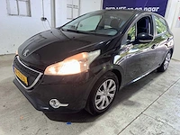 Peugeot - 208 - 1.2 vti active - 41-zlz-6 - afbeelding 1 van  17