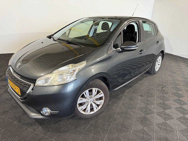 Peugeot - 208 - 1.2 vti blue lease, 20-xzp-3 - afbeelding 1 van  14