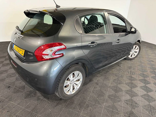 Peugeot - 208 - 1.2 vti blue lease, 20-xzp-3 - afbeelding 10 van  14
