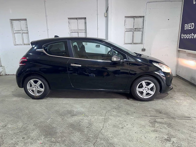 Peugeot - 208 - 1.2 vti envy - 73-zlh-2 - afbeelding 20 van  23