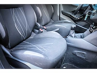 Peugeot - 208 - 1.2 vti envy 2-kpg-46 - afbeelding 13 van  18