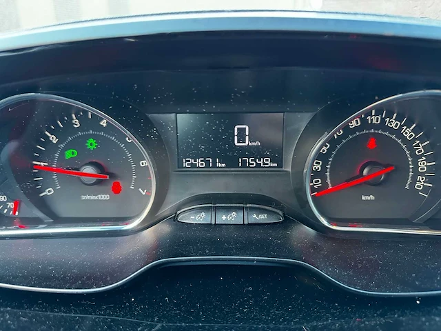 Peugeot - 208 - 1.4 vti access - s-571-zt - afbeelding 8 van  9
