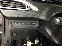 Peugeot - 208 - 1.6 e-hdi blue lease - r-046-ft - afbeelding 5 van  25