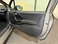 Peugeot - 208 - personenauto - 2012 - afbeelding 15 van  27