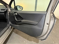Peugeot - 208 - personenauto - 2012 - afbeelding 15 van  27