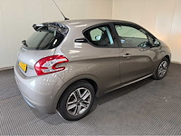 Peugeot - 208 - personenauto - 2012 - afbeelding 25 van  27