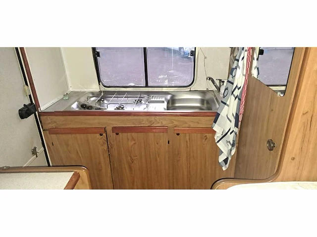 Peugeot - 280l - camper - 61-vg-rd - afbeelding 17 van  24