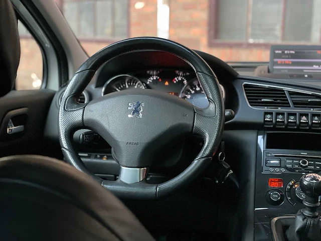 Peugeot - 3008 - 1.6 thp blue lease executive - personenauto - afbeelding 18 van  48
