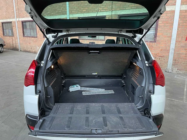 Peugeot - 3008 - 1.6 thp blue lease executive - personenauto - afbeelding 35 van  48