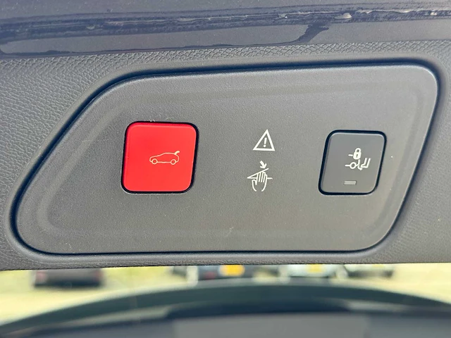 Peugeot - 3008 - personenauto - afbeelding 2 van  22