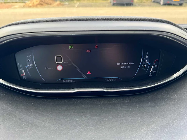 Peugeot - 3008 - personenauto - afbeelding 11 van  22