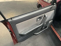 Peugeot - 305 - oldtimer - 1985 - afbeelding 2 van  30