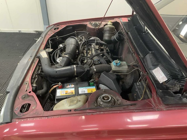 Peugeot - 305 - oldtimer - 1985 - afbeelding 16 van  30