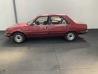 Peugeot - 305 - oldtimer - 1985 - afbeelding 12 van  30