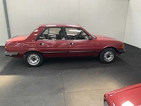 Peugeot - 305 - oldtimer - 1985 - afbeelding 26 van  30