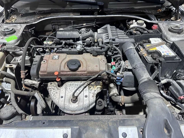 Peugeot - 306 break - 1.6 xt navigation - 85-jg-vr - afbeelding 17 van  17