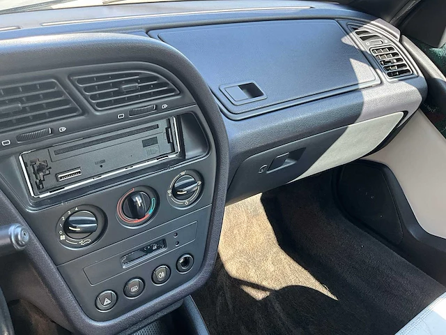 Peugeot - 306 cabriolet - 1.8 roland garros - afbeelding 4 van  18