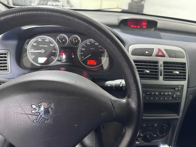 Peugeot - 307 - 1.6-16v xr lpg automaat- 23-jv-sn - afbeelding 17 van  17