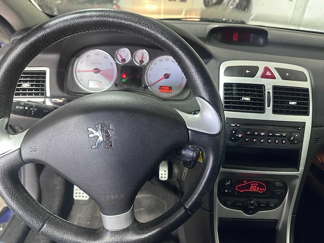 Peugeot - 307 cc - 2.0-16v - 17-nr-br - afbeelding 3 van  22