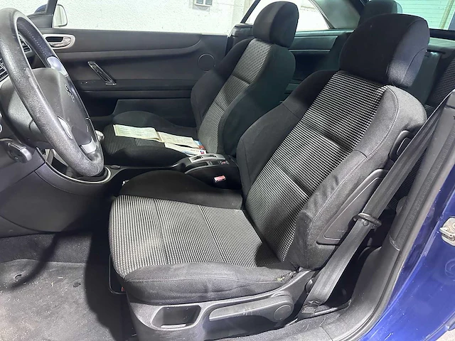 Peugeot - 307 cc - 2.0-16v - 17-nr-br - afbeelding 8 van  22