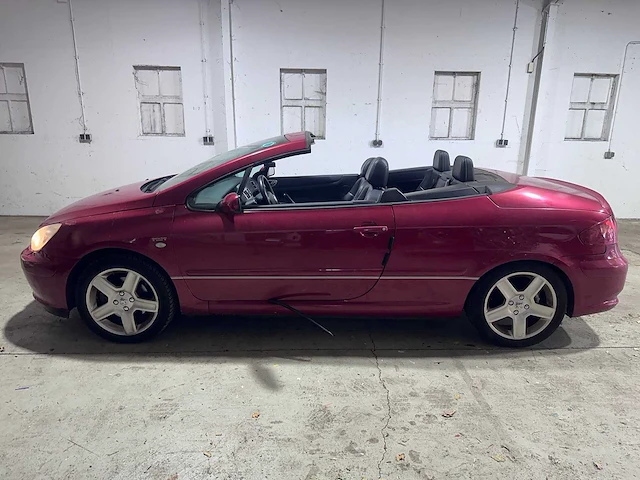 Peugeot - 307 cc - 2.0-16v - 21-ktb-6 - afbeelding 2 van  19