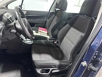 Peugeot - 307 sw - 2.0-16v premium automaat- 60-xv-bg - afbeelding 6 van  19